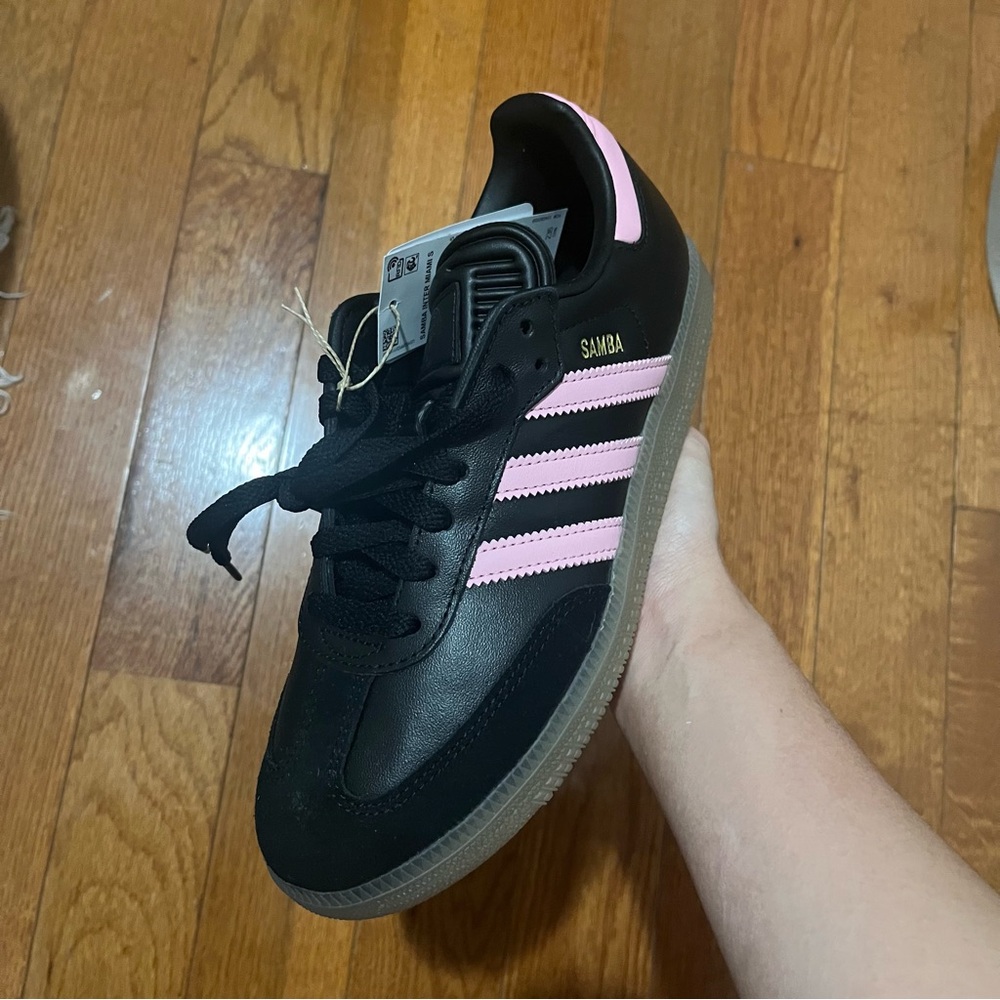 ADIDAS SAMBA INTER MIAMI CF SHOES (men's US 5.5, women's US 7) Limited Edition